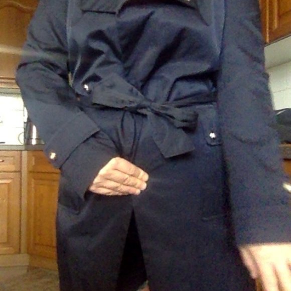 Trench coat - Picture 2 of 4